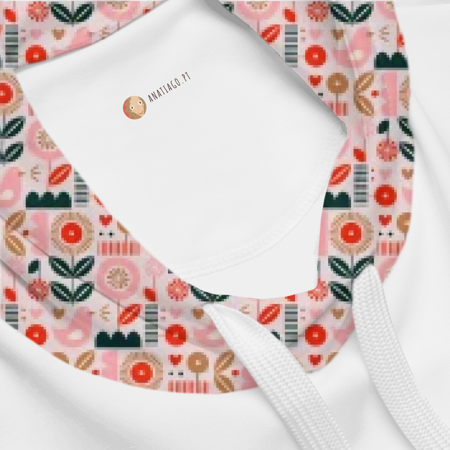 Personalized Character Hoodie Woman - Ex. Matrioshkas
