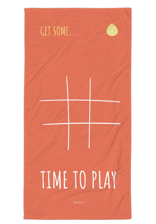 Red beach towel with white text and design, featuring 'Get Some... Time to Play' Tic-Tac-Toe ou Noughts and Crosses