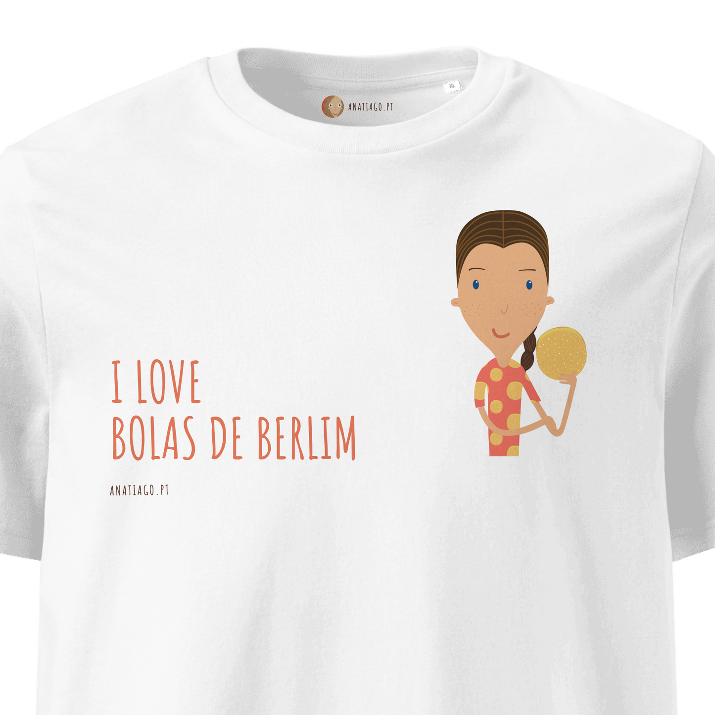 White t-shirt with a cartoon character and text 'I love Bolas de Berlim' on a white background